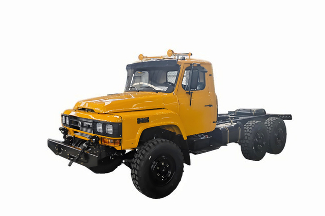 2.5-ton အသေးစားသံမဏိအမြောက်များ EQ2082 chassis DF Off-Road Truck 240 Off-Road Truck 170 မြင်းကောင်ရေ 26 * 6 Classic 25y အထူးမော်တော်ယာဉ်ကိုယ်ထည်ကိုယ်ထည်စိတ်ကြိုက်